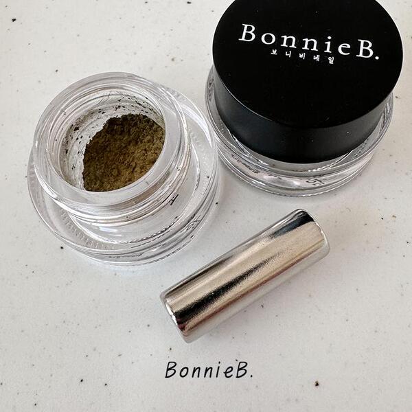 Clear Glossy Gold Magnetic Powder